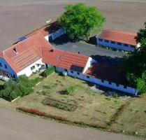 Resthof mit mehreren HallenGaragen und Werkstatt - Stemwede