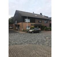 2,5-Zimmer-Wohnung mit separatem Eingang – ca. 53 m² – ab 01.11. - Neuss Augustinusviertel