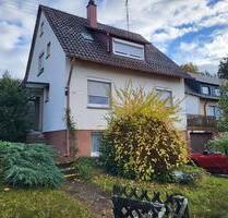 Einfamilienhaus mit 2 Garagen in Neuenbürg Arnbach - Straubenhardt