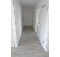 Vermietung DG-Whg. 2-Raum, 65 m² Erstbezug nach Renovierung - Mülheim an der Ruhr Dümpten