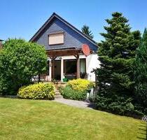 Von Privat: EFH mit Einliegerwohnung & Garten in Weyhe