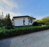 Schönes Bungalow mit vier Zimmern und Einbauküche in Großenmeer - Ovelgönne