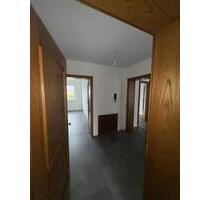 Frisch sanierte 5-Zimmer-Wohnung mit Garage & Kellerraum – 84 qm - Meitingen