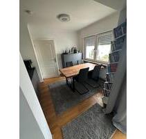 Hochwertige 3 Zimmer-Wohnung mit Balkon - Solar & Vollwärmeschutz - Maintal
