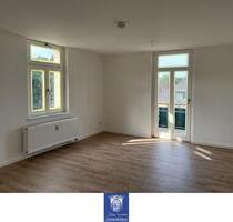 Lichtdurchflutete Wohnung mit Balkon! - Bischofswerda