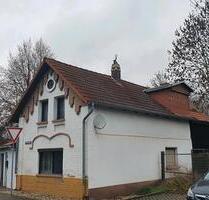 Wohnhaus sanierungsbedürftig - 35.000,00 EUR Kaufpreis, ca.  70,00 m² in Körner (PLZ: 99998)