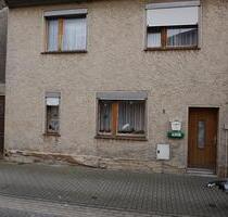 Charmantes Einfamilienhaus–ideal für Handwerker-Mietkauf möglich - An der Schmücke
