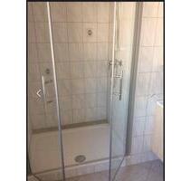 Schöne Zweiraumwohnung mit Einbauküche und Badmöbeln - Querfurt