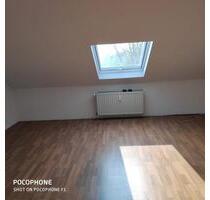 2 Zi. WHG im DG - ruhige Lage - 570,00 EUR Kaltmiete, ca.  52,00 m² in Alsdorf (PLZ: 52477)
