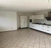 sonnige 3-Zi.Bad Souterrain Wohnung mit Einbauküche und Terrasse - Bruttig-Fankel