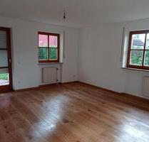 3 Zimmer Wohnung mit Garten, Parkplatz und Tiefgaragen Stellplatz - Mering