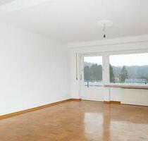 Familienfreundliche 5-Zi-Wohnung mit Terrasse in Marienheide