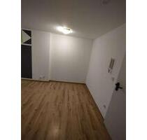 Ruhiges Büro im Souterrain oder großzügiges Lager in Homburg