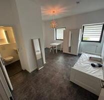 1 Zimmer Wohnung möbliert mit Anmeldung in Berlin Buckow nahe BER