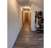 4 Zimmer Dachgeschosswohnung in ruhiger Lage - Hellenhahn-Schellenberg