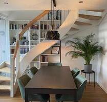 Schöne Maisonettewohnung mit 4 Zimmern mit Balkon und EBK - Hofheim am Taunus