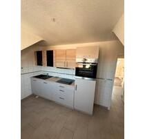 Neu Renovierte Wohnung mit Blick über Alt- Saarbrücken