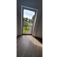 4 Zimmer Wohnung - 1.100,00 EUR Kaltmiete, ca.  81,00 m² in Duisburg (PLZ: 47249) Angerhausen