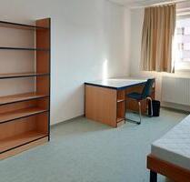 Zimmer in WG (Nur für Studentin) - Stuttgart Stuttgart-Ost