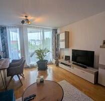 3 Monate möbliert wohnen: 2 Zimmer Wohnung mit Balkon! - München Messestadt Riem