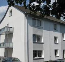 Halver-Oberbrügge: Attraktive 3 Zimmer-Wohnung mit Balkon