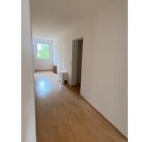 Helle 3 Zimmerwohnung Lehrte - 730,00 EUR Kaltmiete, ca.  85,00 m² in Lehrte (PLZ: 31275)