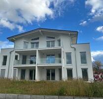 Erstbezug: Moderne 3-Zimmer-Wohnung mit Blick auf Burg Hornberg - Haßmersheim