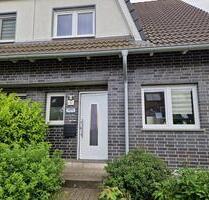 Doppelhaushälfte - 400.000,00 EUR Kaufpreis, ca.  120,00 m² in Lünen (PLZ: 44532)