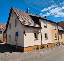1.Fam.Haus, Doppelhaushälfte in Königsbach NEU RENOVIERT - Königsbach-Stein