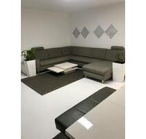 Helle 2-Zimmer-Wohnung, Aufzug und sonnigem Balkon – zentral gelegen und barrierearm - Mönchengladbach