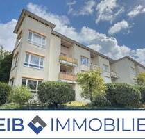 Helle 2-Zimmer-Wohnung mit Balkon, Einbauküche und KFZ-Stellplatz in gepflegter Wohnanlage in Coburg