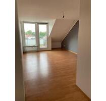 2 Zimmer Dachgeschosswohnung ab sofort zu vermieten - Erkrath