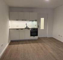 Erstbezug nach Renovierung – Helle 2-Zimmer-Wohnung mit Balkon - Nürnberg Hasenbuck