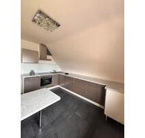 Es wird ab sofort ein 5 Zimmer Wohnung in Rastatt vermitet!