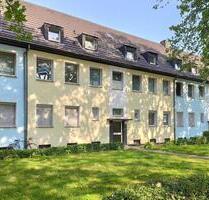 Deine neue Traumwohnung + Wir sanieren... Möbel rein FERTIG! - Duisburg Hamborn
