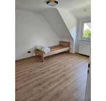 Zimmer in 3er-WG frei ab 01.01.2026 – Nähe Uni Bremen