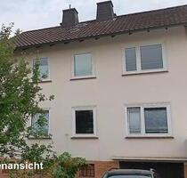 Zweifamilienhaus mit Garten in Niedervellmar