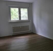 Schöne 3-Zimmer-Wohnung mit Tageslichtbad und Balkon in Hanau-Großauheim zu vermieten