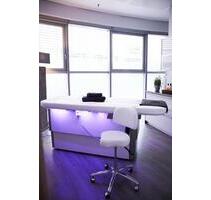 FIRST BEAUTY-COWORKING-HELLER TOP PRAXISRAUMKABINE-HAMBURG CITY