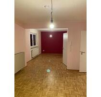 Lust auf Veränderung? Schönes Haus mitten in Alsfeld, Top Lage