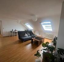 Schöne Dachgeschosswohnung zur Untervermietung in der Innenstadt - Aachen Aachen-Mitte