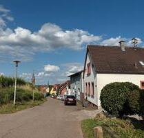 Schöne zwei Zimmerwohnung - 500,00 EUR Kaltmiete, ca.  60,00 m² in Landau in der Pfalz (PLZ: 76829)