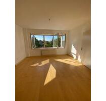 Zu Vermietung_Helle, großzügige 4 Zimmer Wohnung in Nü West - Nürnberg Gaismannshof