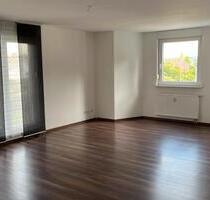 Helle 3-Zimmerwohnung mit Balkon und Garage in Heidelsheim - Bruchsal