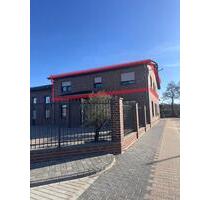 Attraktive Obergeschoßwohnung in einem Gewerbegebiet zu vermieten - Ostrhauderfehn