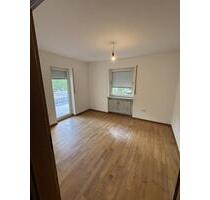 1 Monat MIETFREI 2-Zimmer Ideal als WG, Singles, Paare - mit Dachterrasse & Blick auf die Marienburg - Würzburg Heuchelhof
