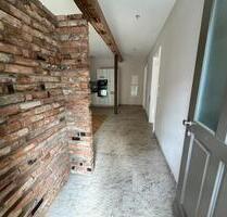 2-Raum-Wohnung, frisch und hochwertig saniert zu vermieten - Röttingen