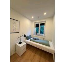 Möblierte 2 Zimmer Wohnung mit Balkon | ideal für 2 Personen - München Schwabing-Freimann