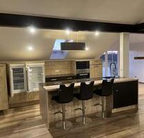 Schöne 4 Zimmer Dachgeschosswohnung - Saaldorf-Surheim