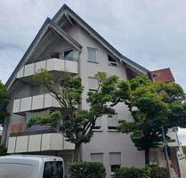 HELLE 2 ZKB WOHNUNG EG BALKON GARAGE - Gäufelden